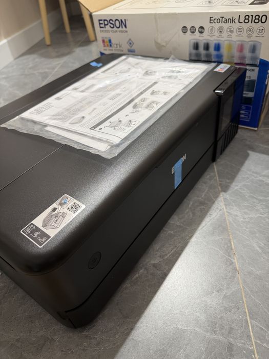 Принтер Epson L8180. Фотопринтер. Принтер А3,А3+ новый не использован