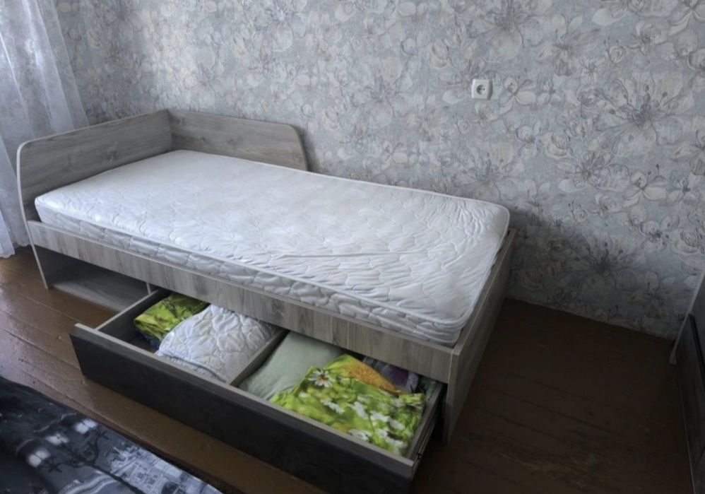 Продам кровать новую