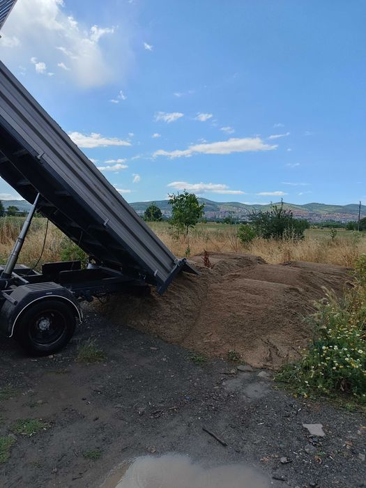 Багер и самосвал