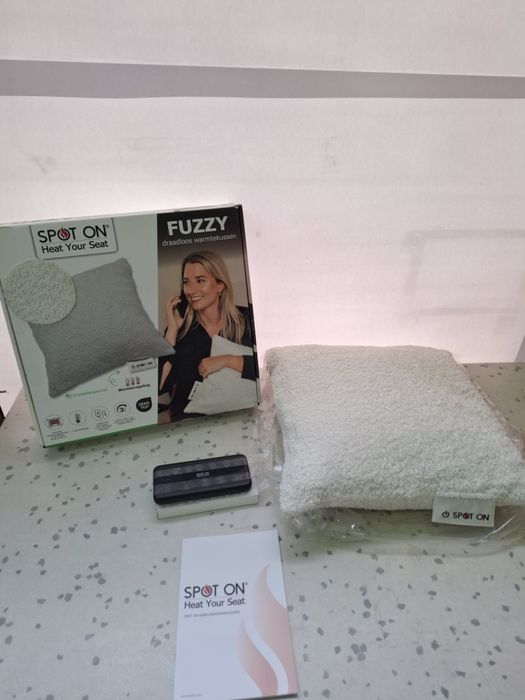 Spot On Fuzzy безжична нагревателна възглавница от мемори пяна  40x40
