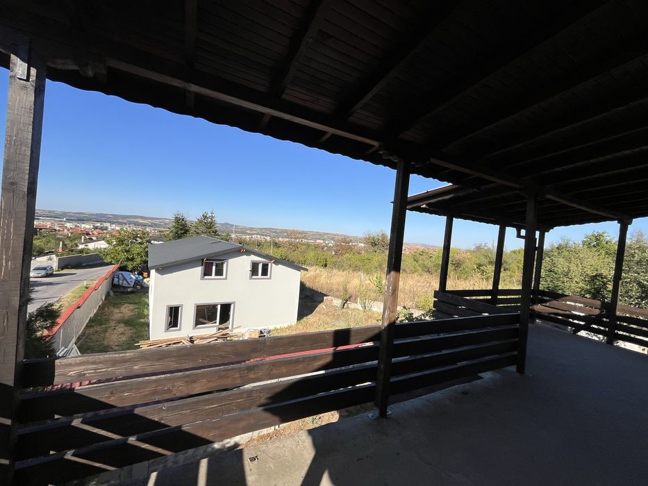 Имот - Вила в гр. Харманли