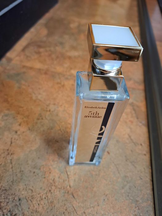 Дамски нов парфюм Elizabeth Ardent