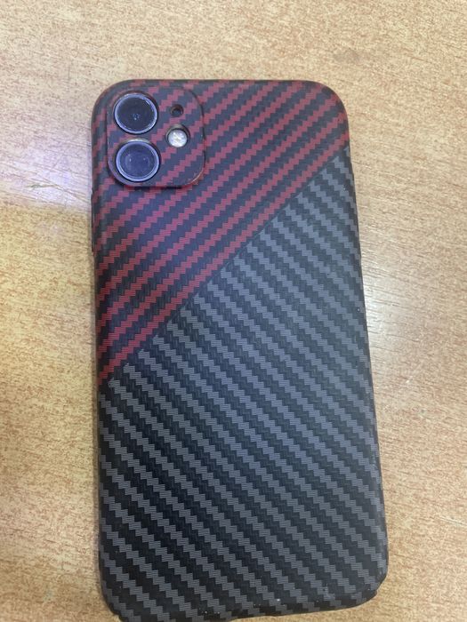 iPhone 11 хорошее состояние