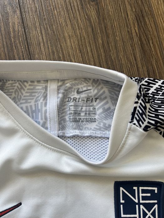 Детски екипи Nike PSG HM размери S и М 128-137 и 137-147