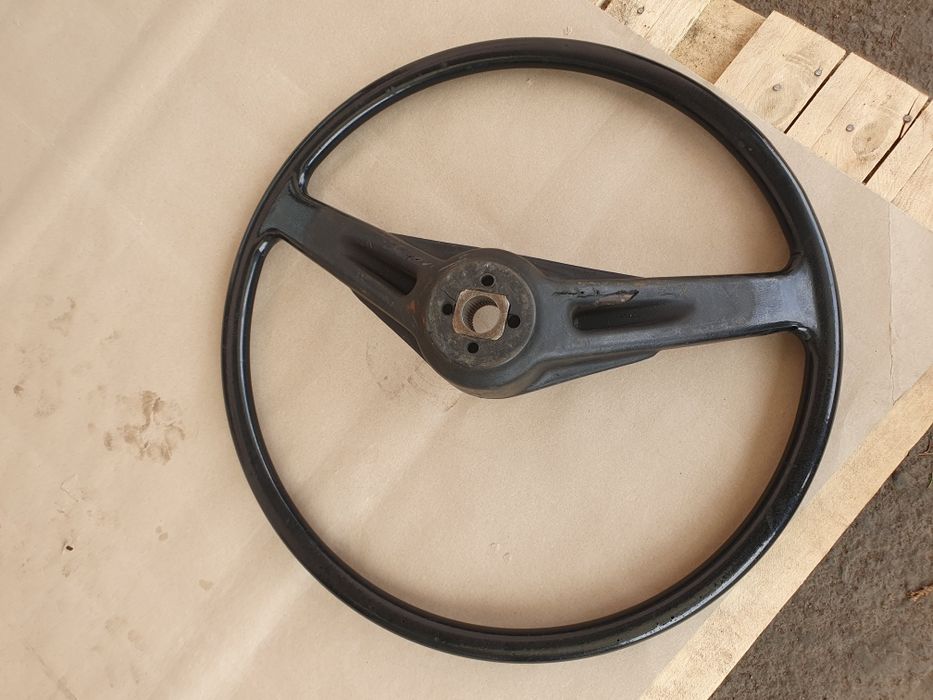 Volan Roman Raba model nou cu cauciuc puțin uzat