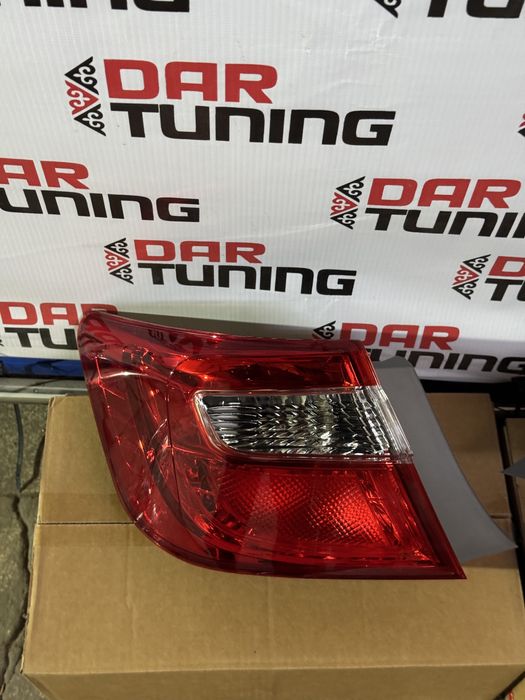 Задний фонарь Camry 50
