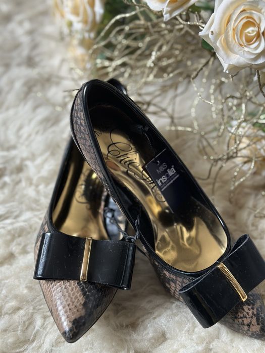 Продается фирменные туфли