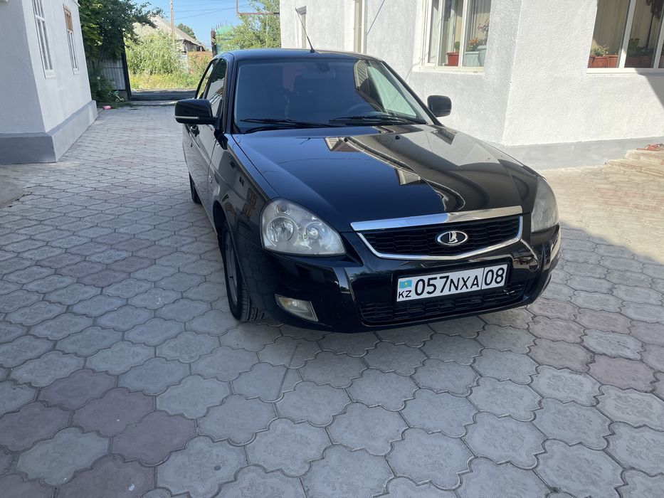 Продаю Приору в добрые руки
