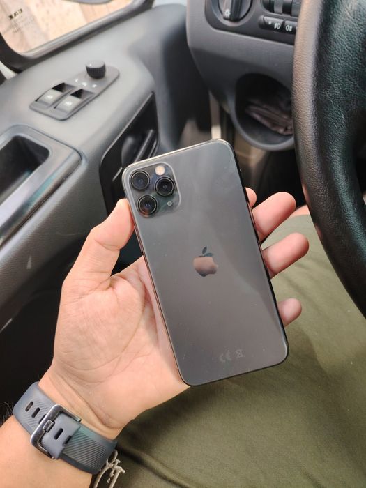 IPhone 11 pro  Black 256