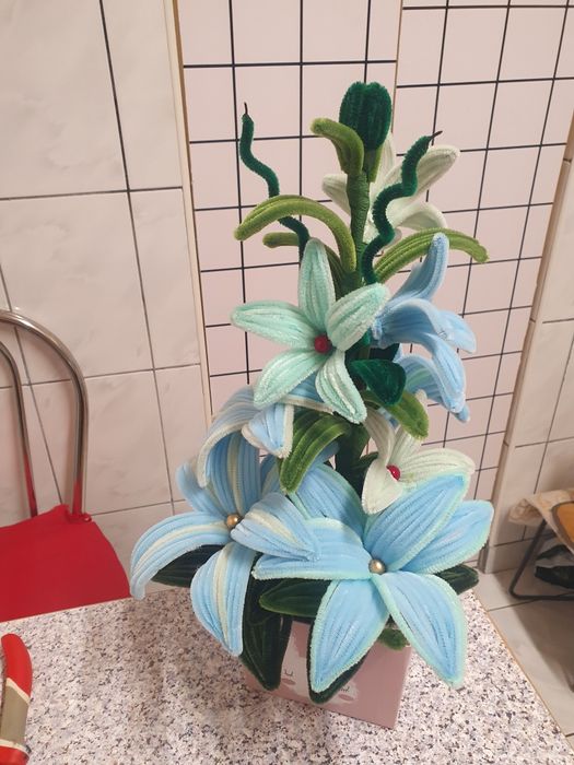 Aranjamente florale lucrate manual