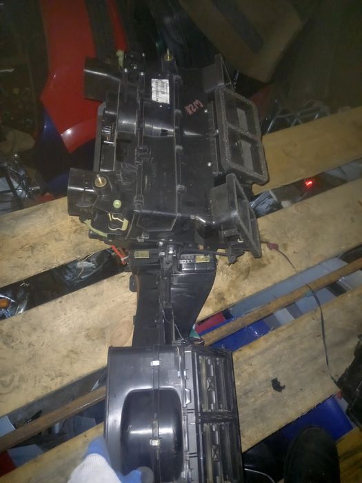 Корпус отопителя на Мерседес 211