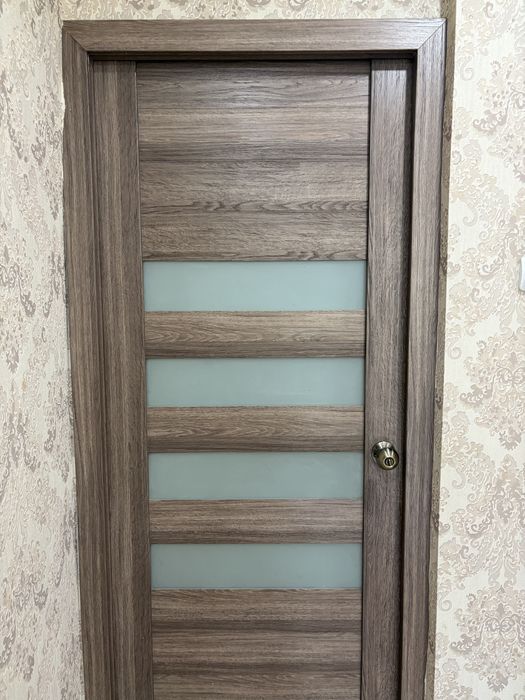 Продам 3 двери межкомнатные
