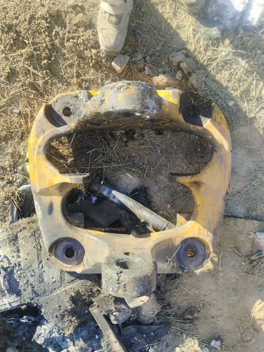 Продам стрелу  JCB 3cx