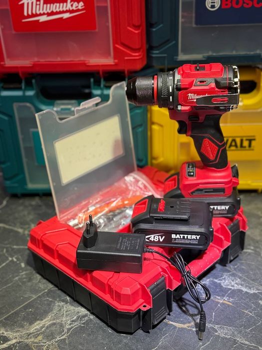 Шурупаверд безшотичний Bosch Makita Dewalt