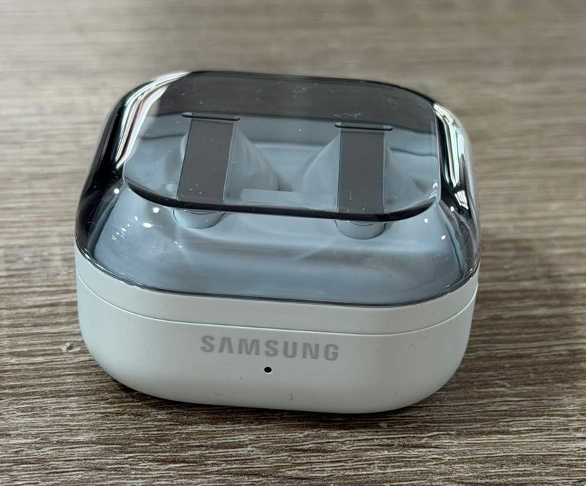 Samsung Galaxy Buds 4 Pro