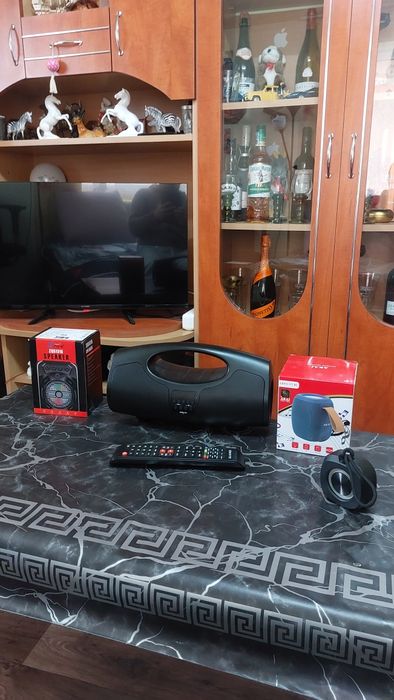 Vînd lot 4 bucăți Bluetooth