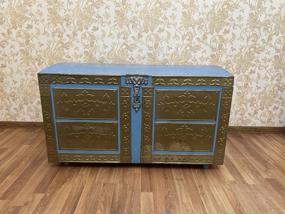 Продается вместительный сундук, б/у