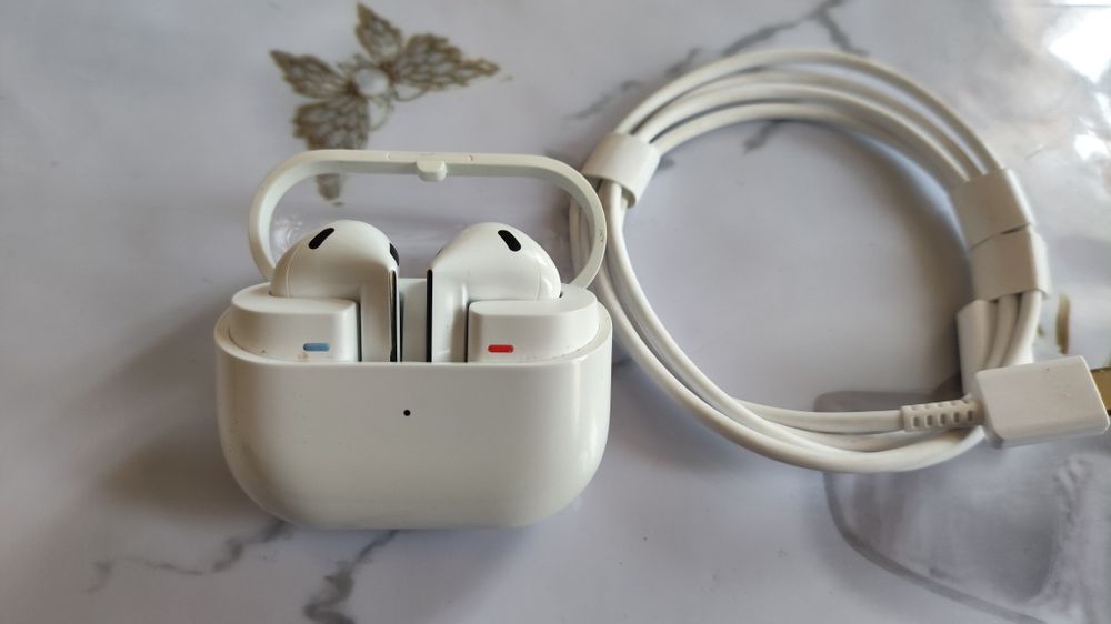 Наушника для  SAMSUNG Galaxy Buds3