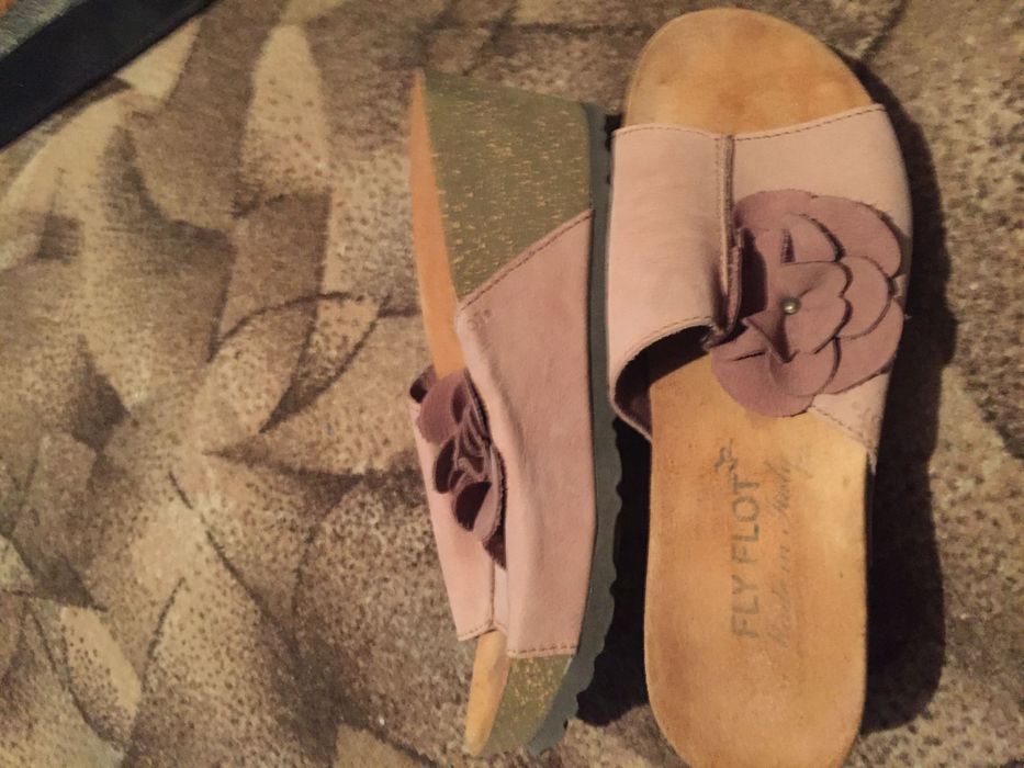 Летние шлёпанцы кожаные