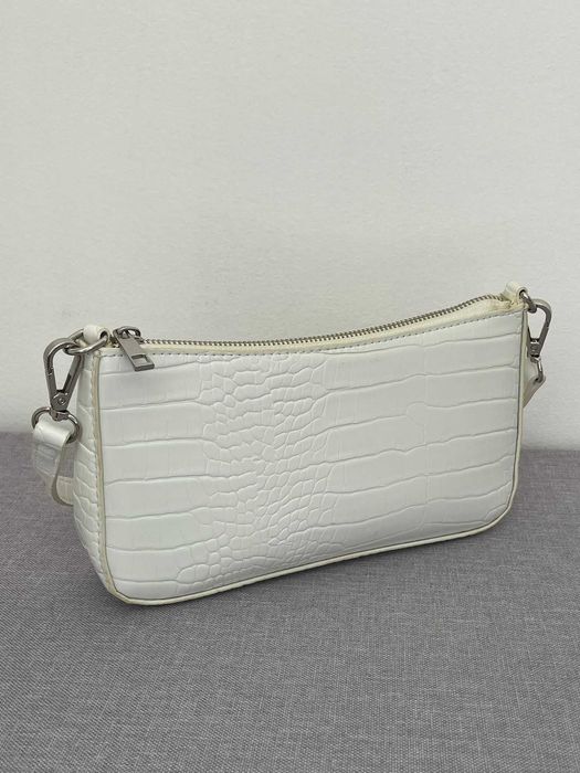 Дамска бяла чанта