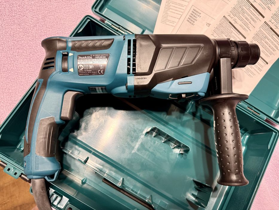 Makita HR 2630 ciocan rotopercutor