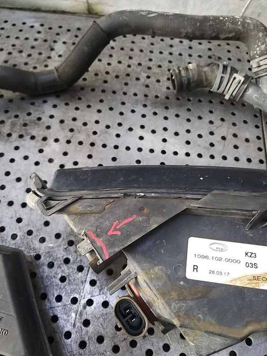 Proiector ceata dreapta skoda octavia 3 5e 5e0941700f