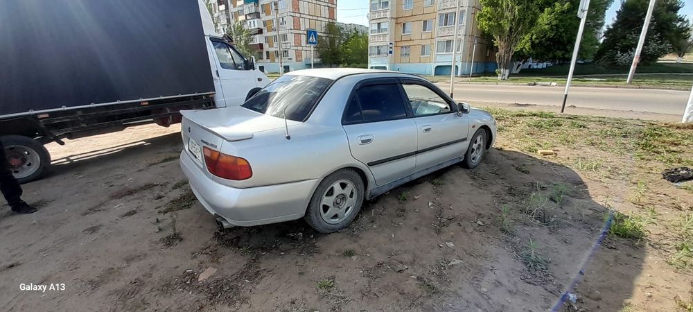 Продам машину срочно