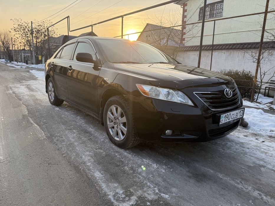 Продам тойотаикамри