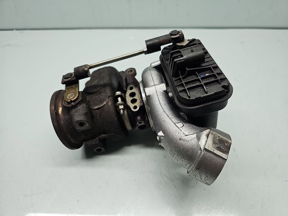 Turbina Seat Leon (5F1) [Fabr 2012-2018] 04E145722G 1.4 TFSI CZEA 110K