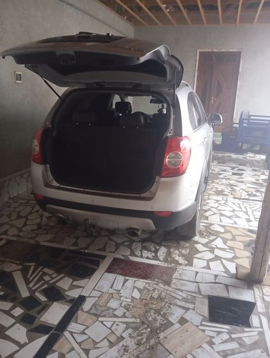 Каптива двигатель 2.4 экономични вариант сотилади нархи 8500$ келишами