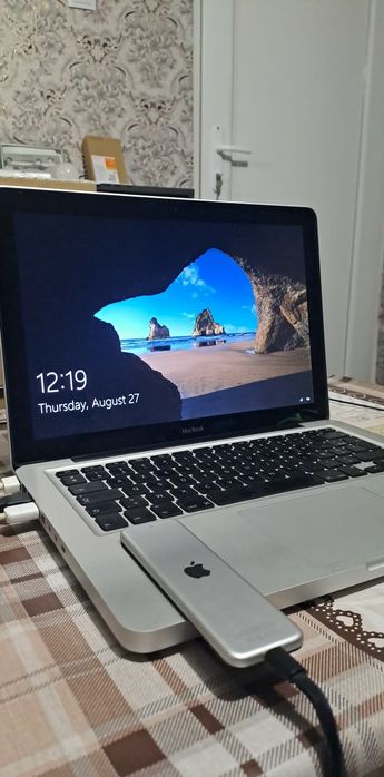 Macbook   office
