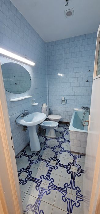 Proprietar, vand apartament 3 camere, 87mp utili, pod, 2 garaje - 185.000 Eur