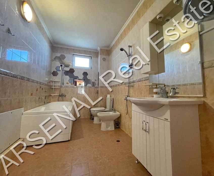 Дава се под наем Къща в София, Симеоново - 350 кв.м за 2000 € - Снимка #16