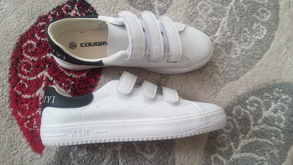 Женская обувь, конверсы