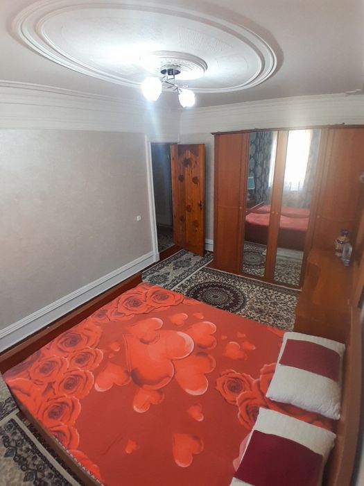 Кунлик квартира Регистонда