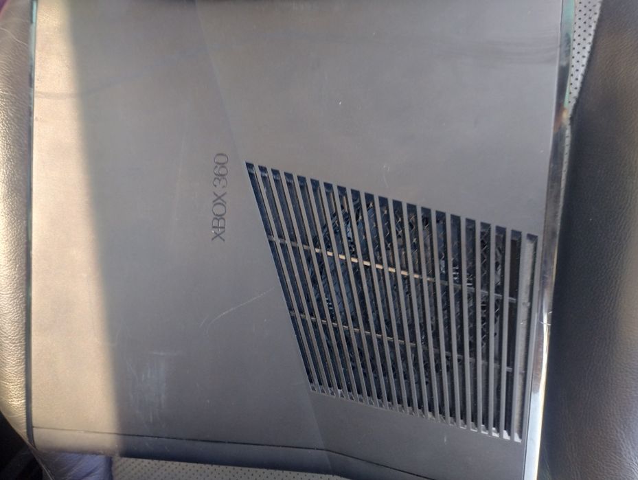 Xbox 360 slim 256 HDD