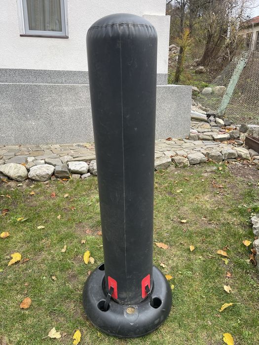 Продавам Боксова круша/тренажор