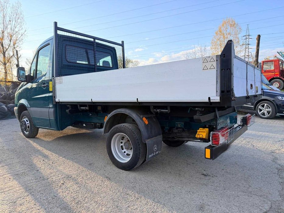 Mercedes Sprinter 415 / 3,5 T / basculabila pe cutie