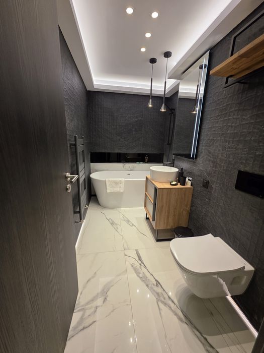 Închiriez apartament cu 2 camere central  in Brașov