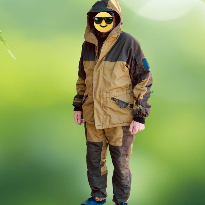 Продам костюм демисезонный