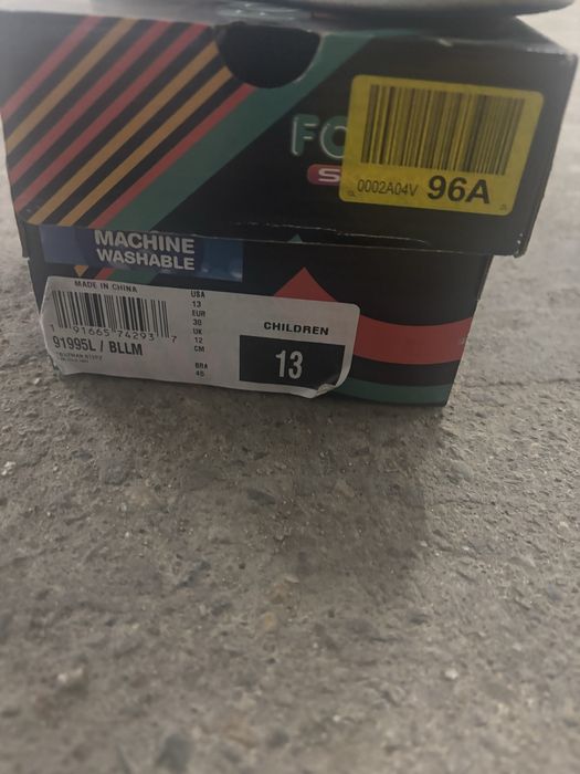 Papuci de cauciuc skechers marime 30