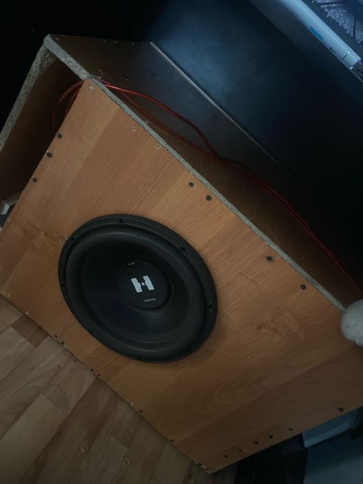 Продам динамик Deaf bounce