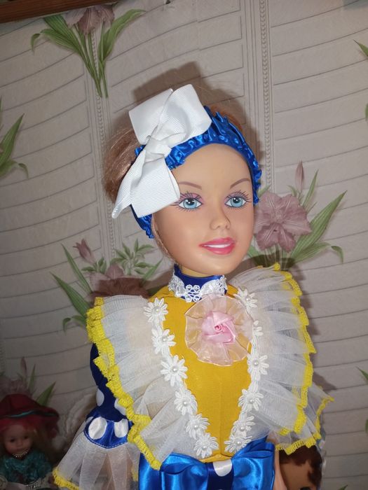 Продам куклы. Красивые.