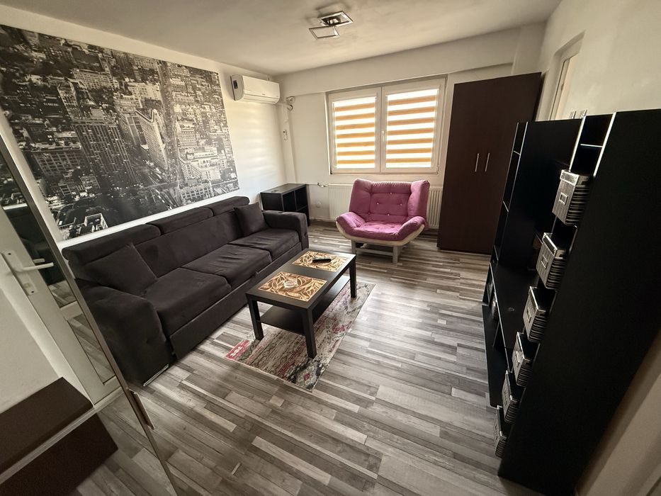 Garsoniera Sector 4 Alexandru Obregia / Secuilor, langa Sun Plaza, metrou Big Berceni.