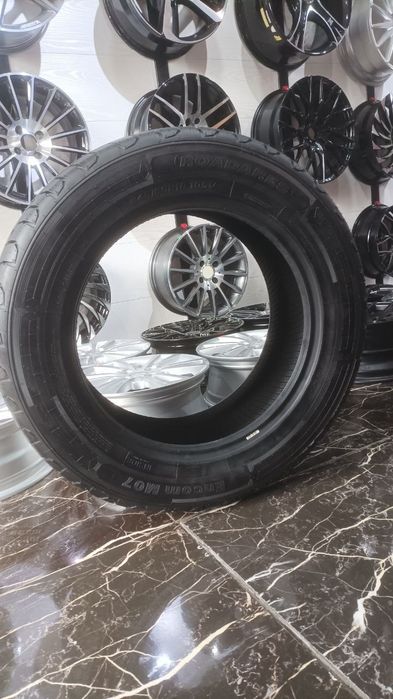 ROADARES Balon shina 245/60R18