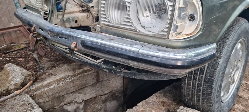 Продаю мерседес, mercedes W 123 запчасти