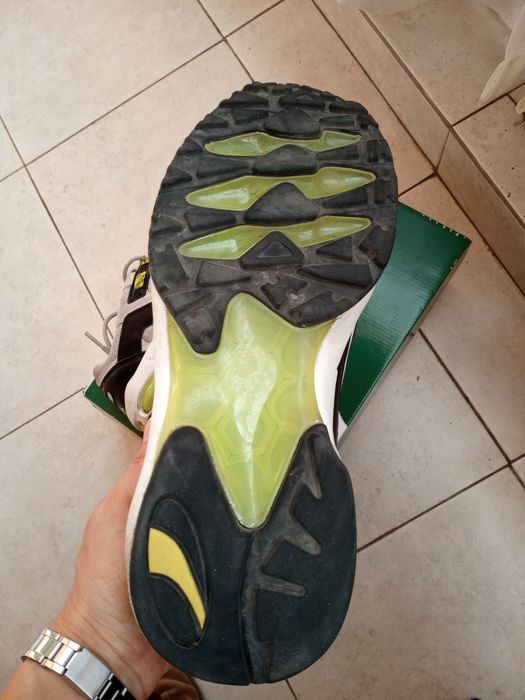 Маратонки Puma 40