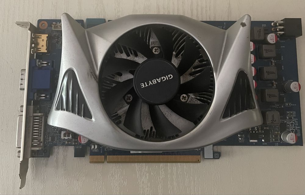 Видеокарта GTS 250 1GB