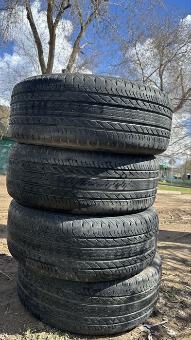 Продам Шины Bridstone б/у размер 19.