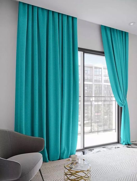 Продам шторы бирюзовые